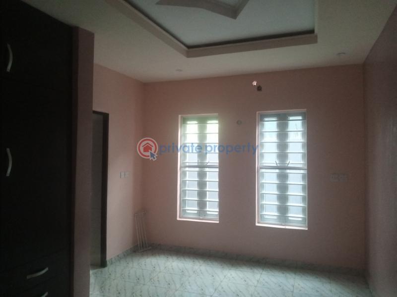 For rent 2 bedroom Flat & Apartment Shell Cooperative Estate Port