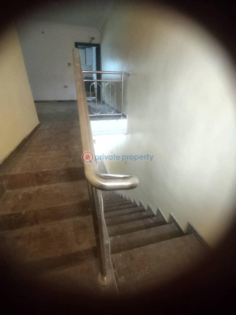 2 bedroom Flat & Apartment For Rent Magodo Brooks Magodo Kosofe/Ikosi Lagos - 2