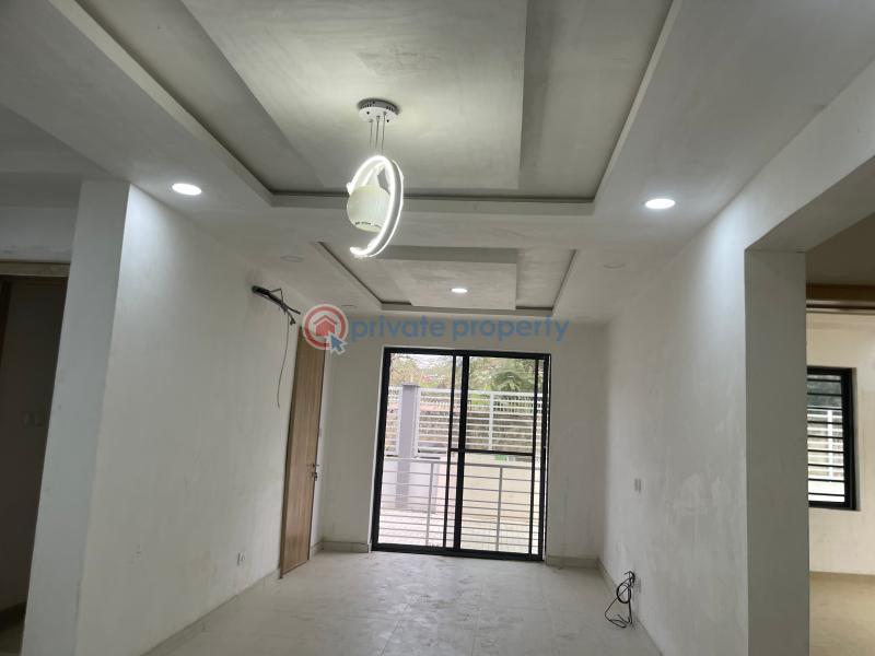 3 bedroom Block Of Flats For Rent Onigbongbo Estate Maryland Mende Maryland Lagos - 5