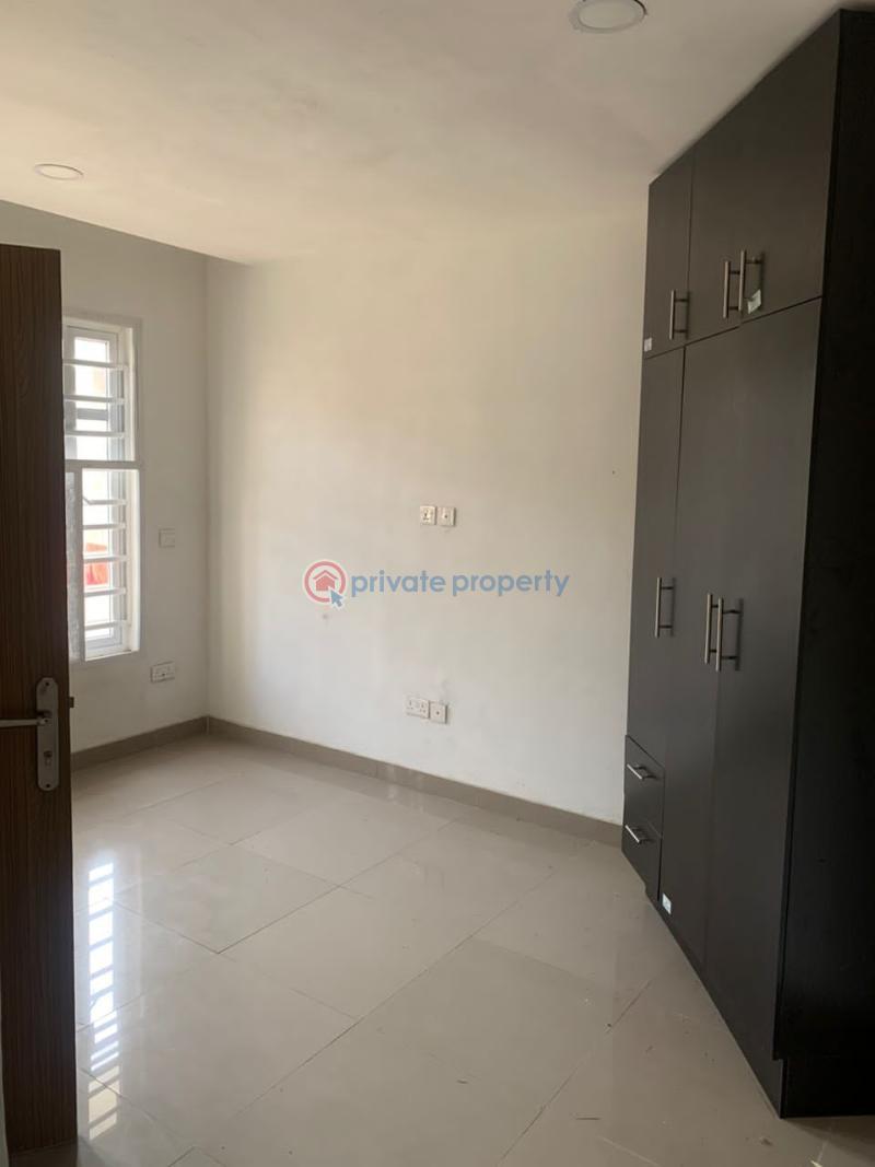 3 bedroom Flat & Apartment For Rent Orchid Road Lekki Phase 2 Lagos - 1