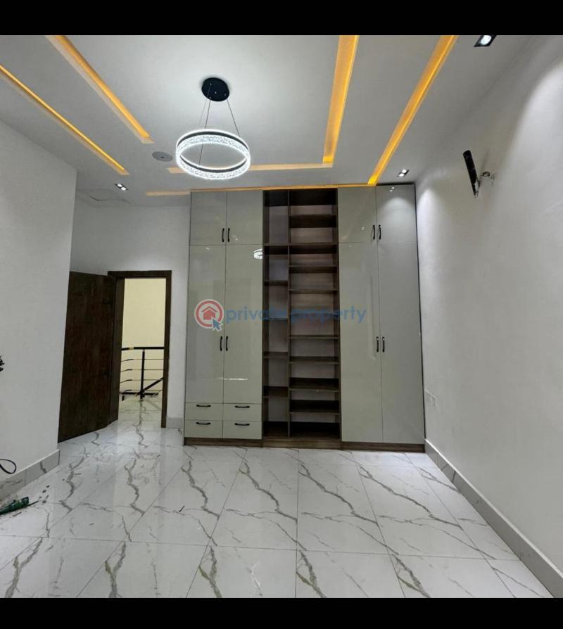 Luxury 3 bedroom spacious duplex - 6 3 bedroom Terraced Duplex For Sale Ologolo Lekki Lagos - 6