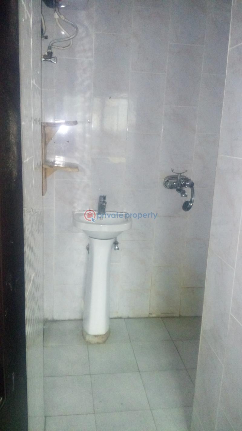 3 bedroom Flat & Apartment For Rent Ajao Estate Isolo. Lagos Mainland Isolo Lagos - 1