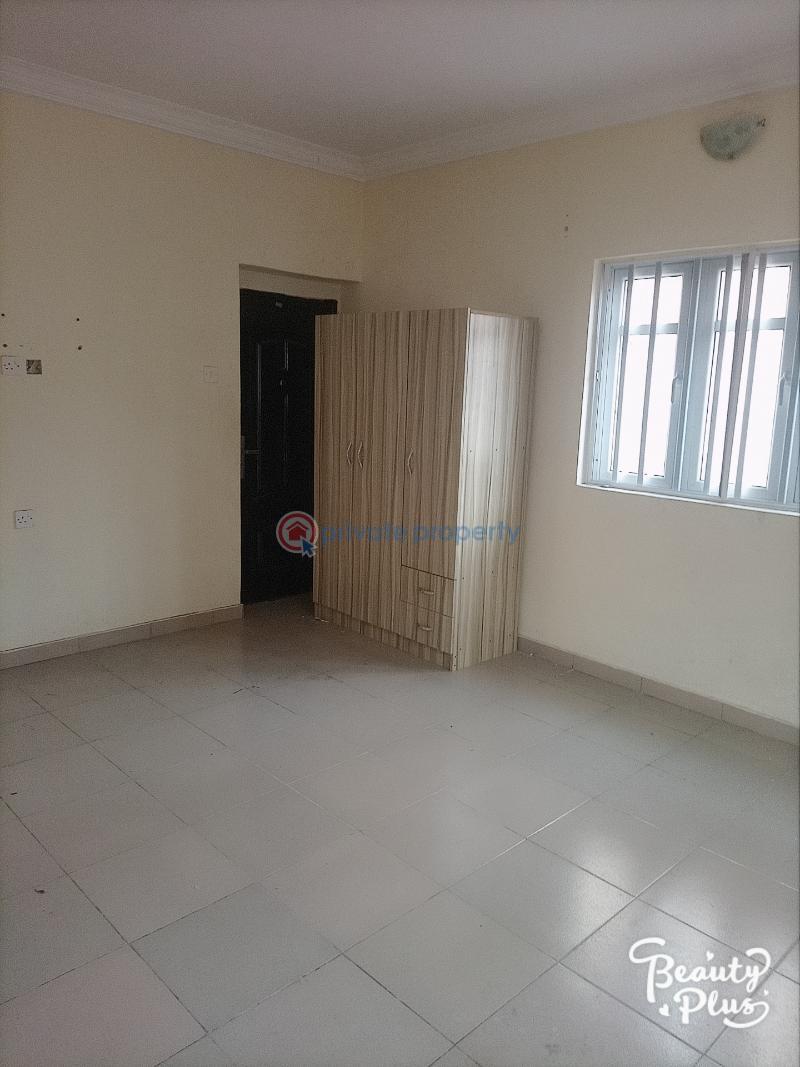 For rent 3 bedroom Flat & Apartment Ajao Estate Isolo Lagos Mainland