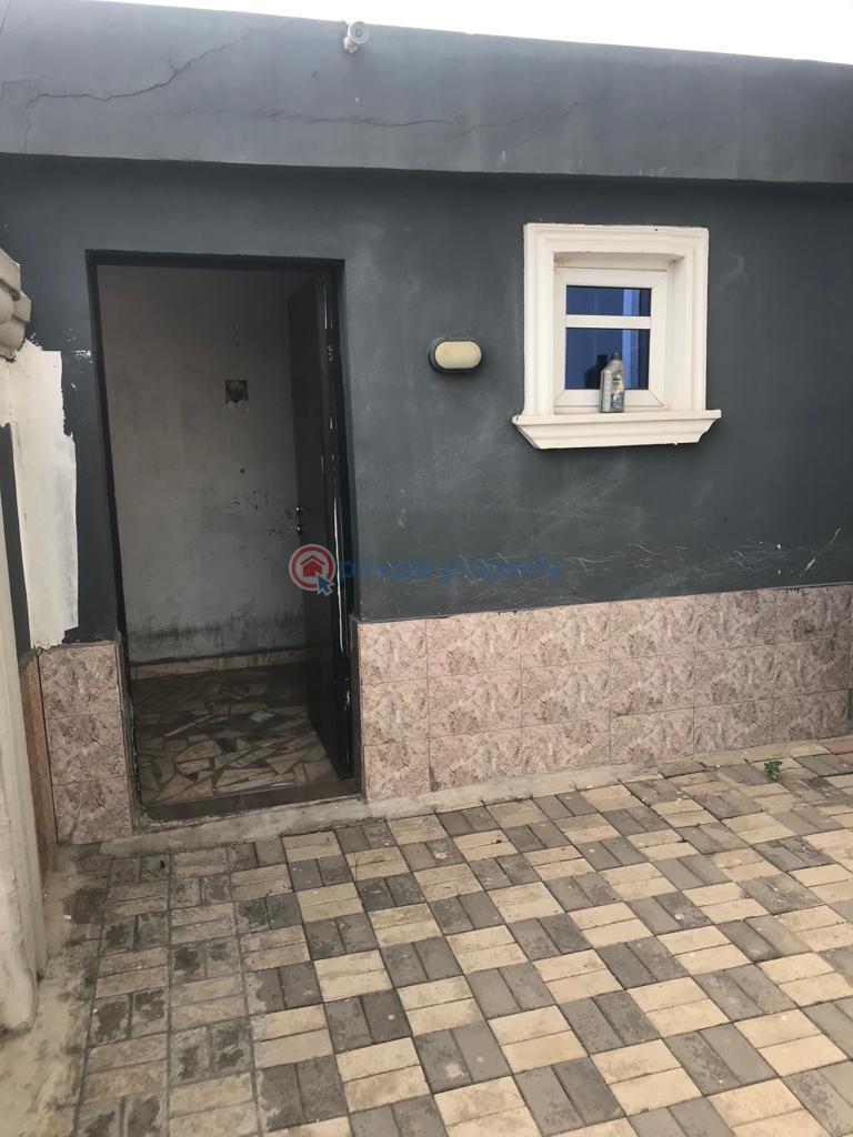 4 bedroom Duplex For Rent Near Channels Tv, Opic Estate Ogun Ogun area  - 10