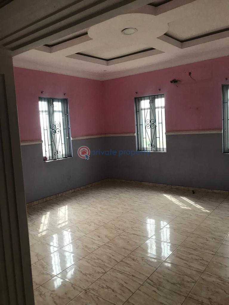 4 bedroom Duplex For Rent Near Channels Tv, Opic Estate Ogun Ogun area  - 5