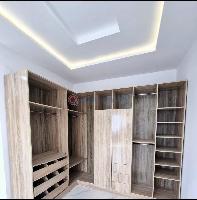 4 bedroom Terraced Duplex For Sale Agungi Lekki Lekki Lagos - 5