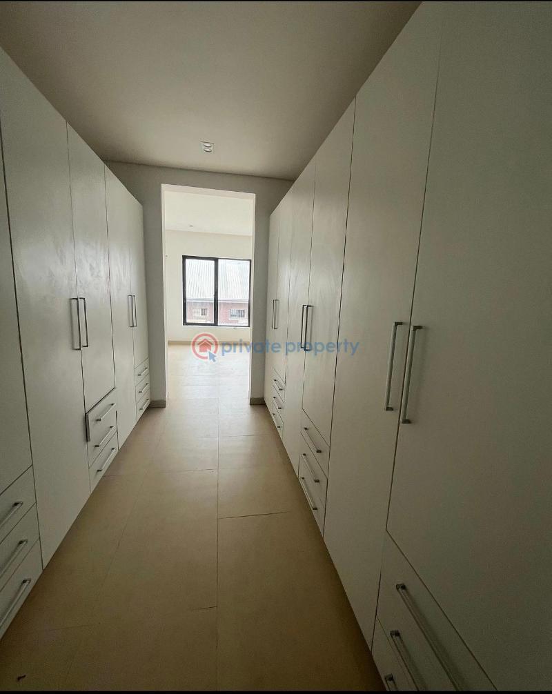 Luxury 4 bedroom terrace duplex - 5 4 bedroom Terraced Duplex For Sale Osapa London Lekki Lagos - 5