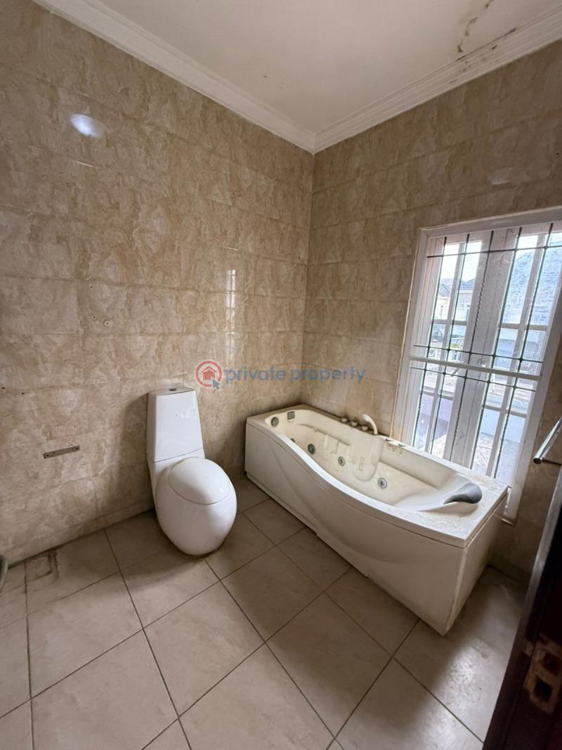 4 bedroom House For Sale Oba Amusa Street Idado Lekki Lagos - 5