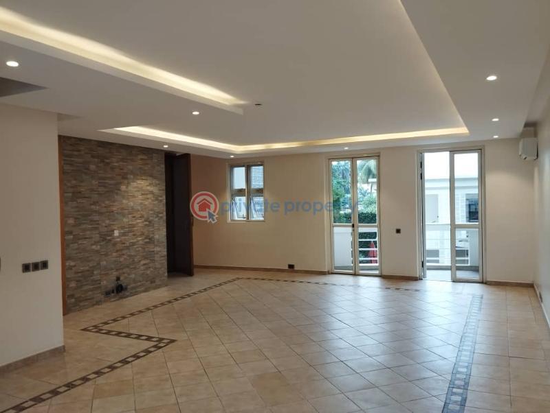 4 bedroom Flat & Apartment For Rent Off Bourdillon Old Ikoyi Lagos - 5