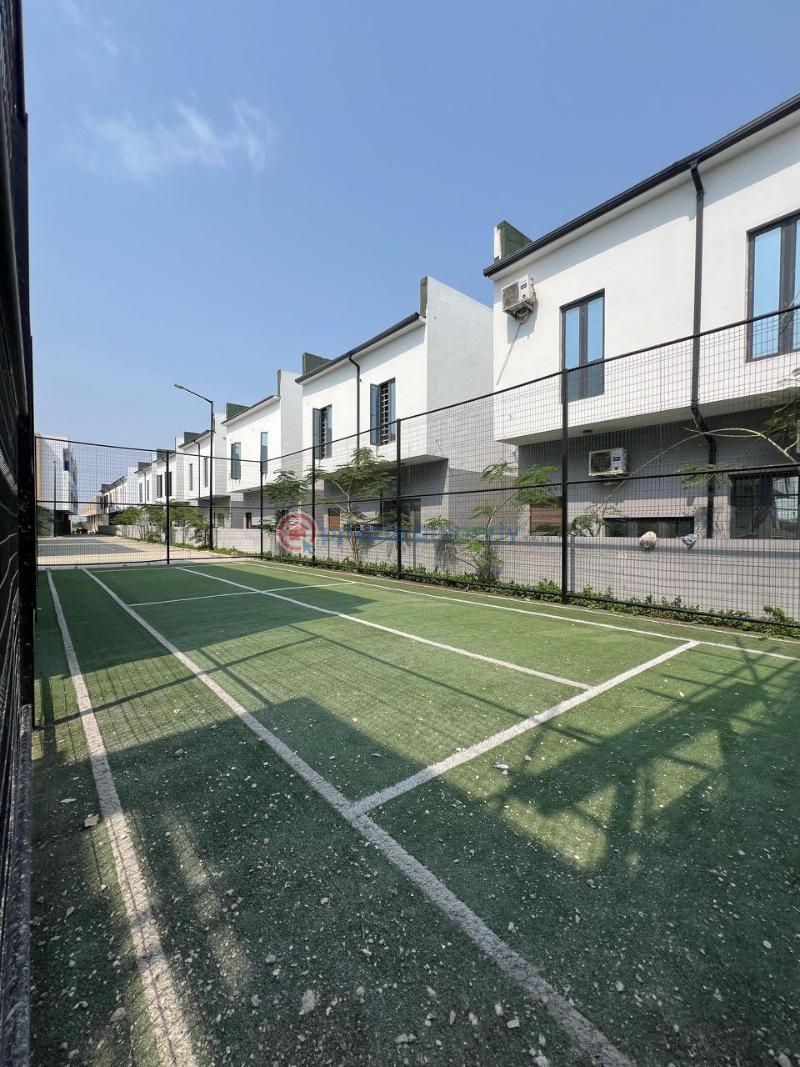 4 bedroom Terraced Duplex For Sale Ogombo Ajah Lagos - 3