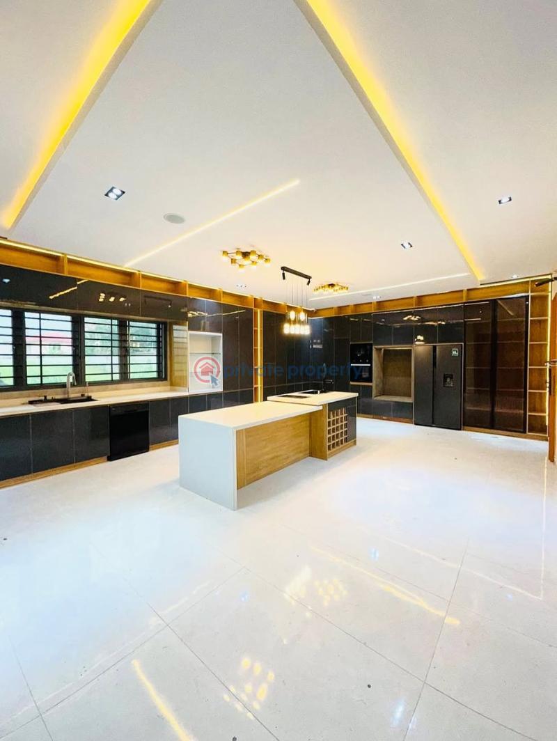 5 bedroom Detached Duplex For Sale Royal Gardens Estate Lekki Lagos - 3