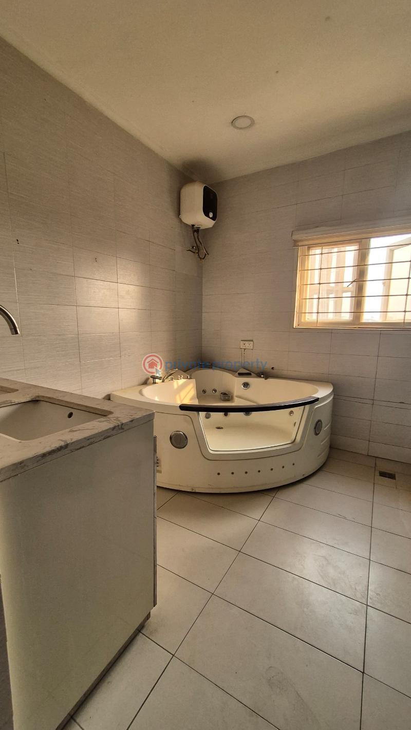 5 bedroom Detached Duplex For Rent Ajao Est, Anthony Village Maryland Lagos - 14