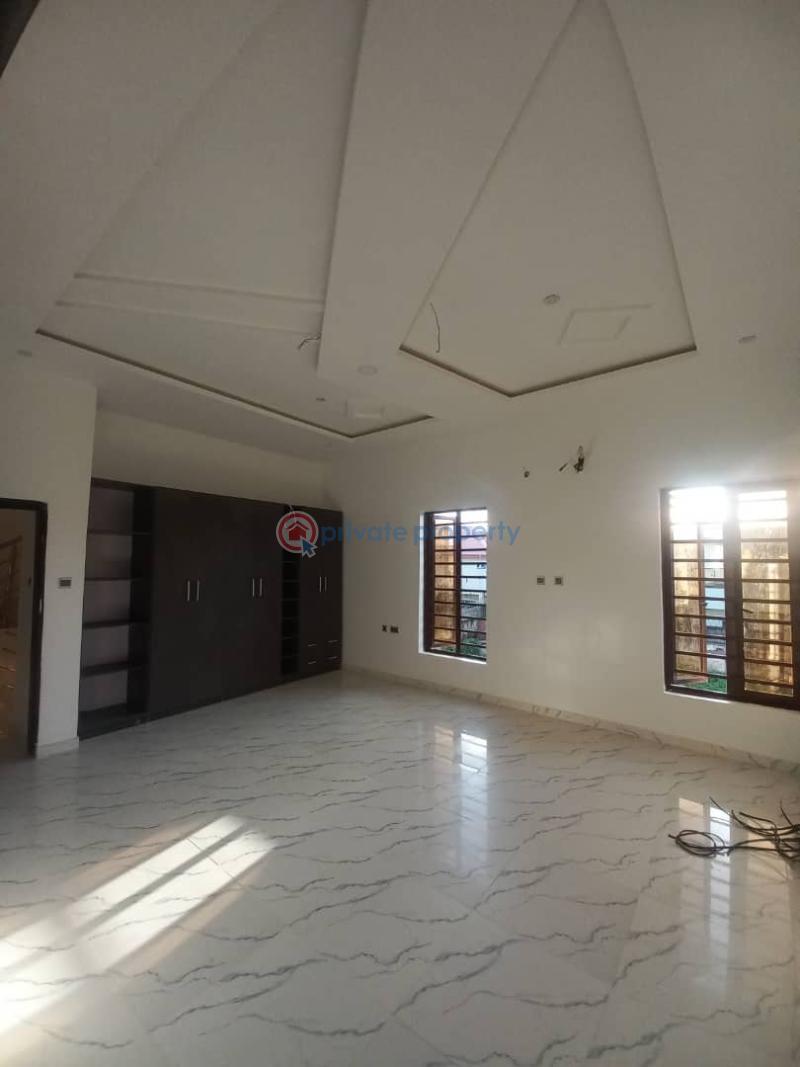 5 bedroom Flat & Apartment For Sale Magodo Gra Phase2 Kosofe/Ikosi Lagos - 3