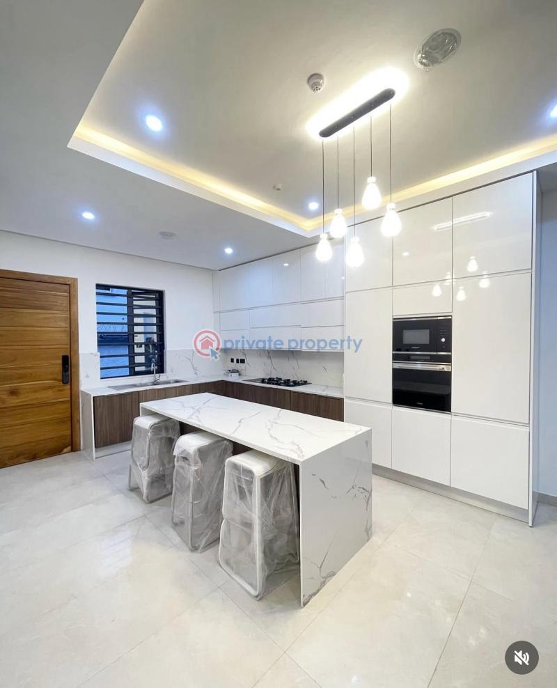 5 bedroom Detached Duplex For Sale Lekki Phase 1 Lagos - 1