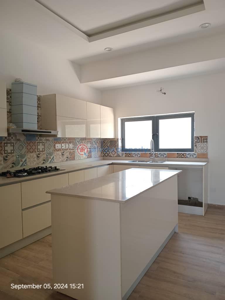 5 bedroom Terraced Duplex For Sale Victoria Island Lagos - 3