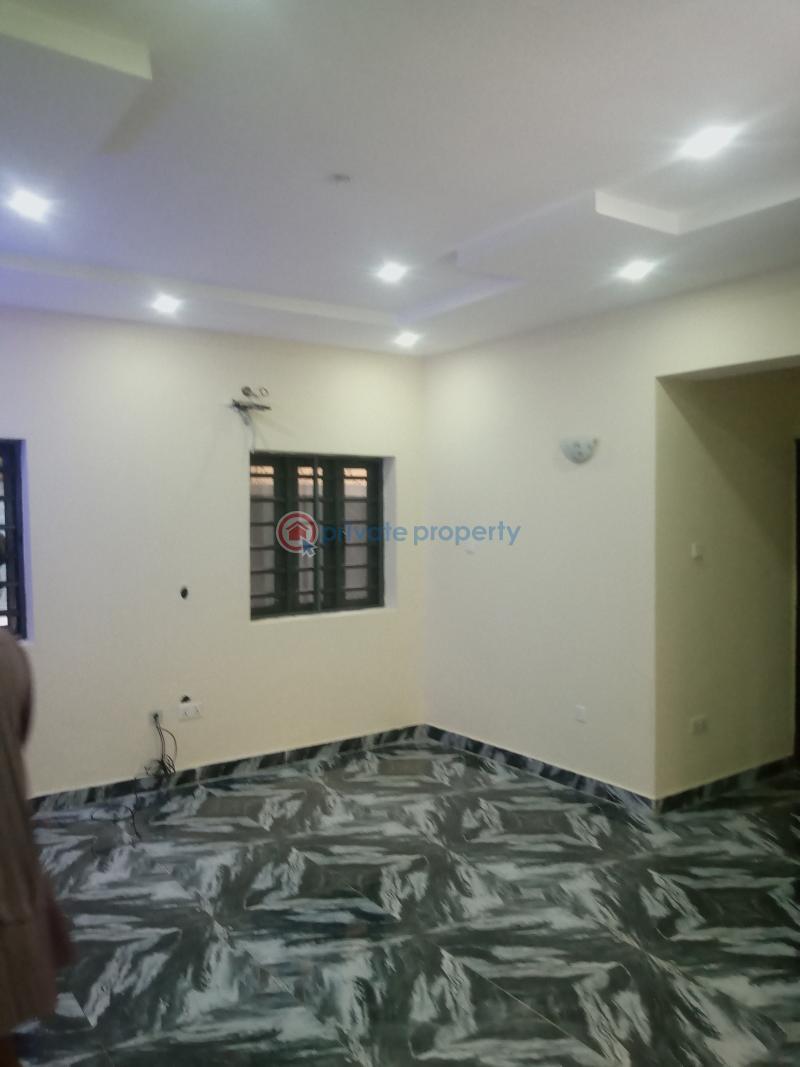 2 bedroom Flat & Apartment For Rent Aturashe Close Off Ishaga Via Luth Surulere Lagos - 2