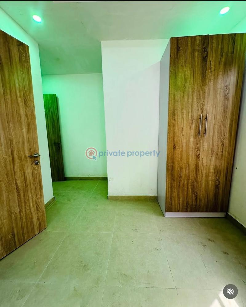 3 bedroom Block Of Flats For Sale Onigbongbo Estate Maryland Mende Maryland Lagos - 7