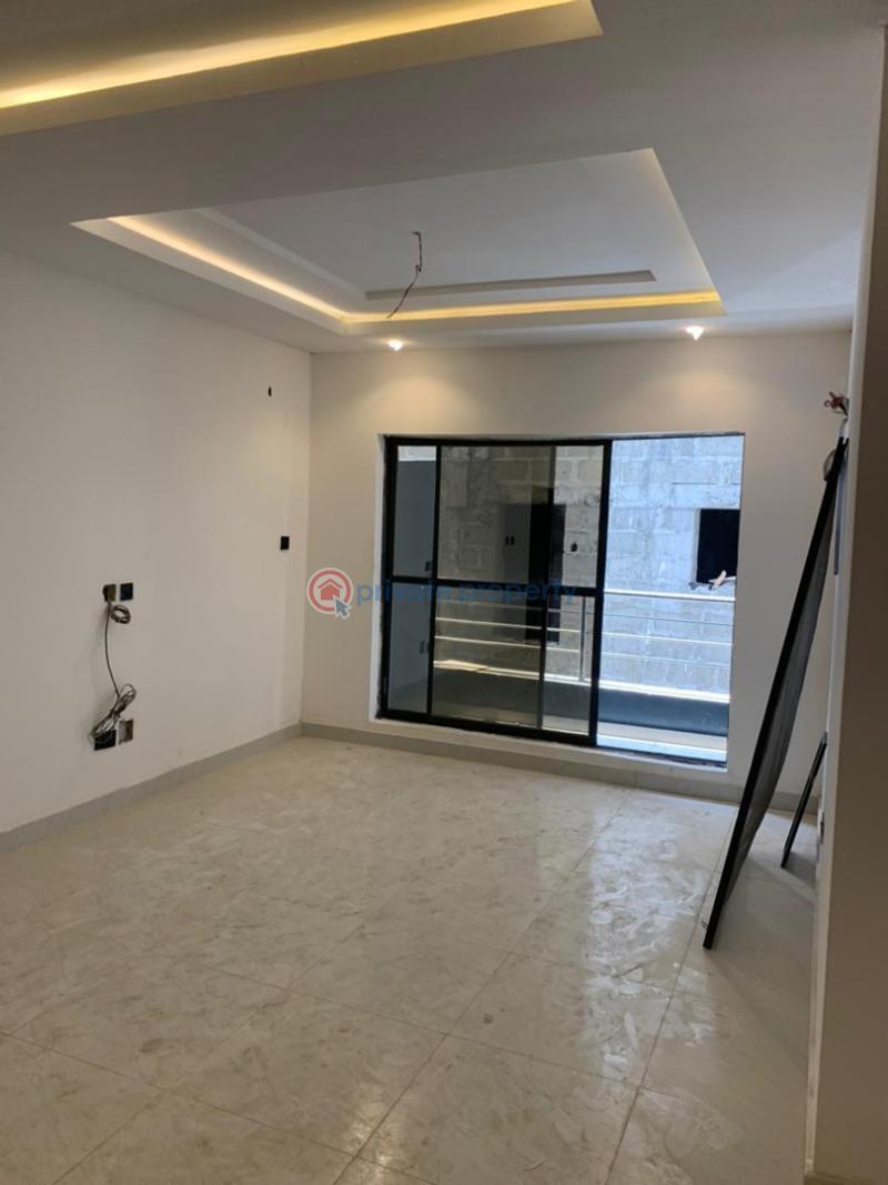 5 bedroom House For Sale Ologolo Lekki Lagos - 3