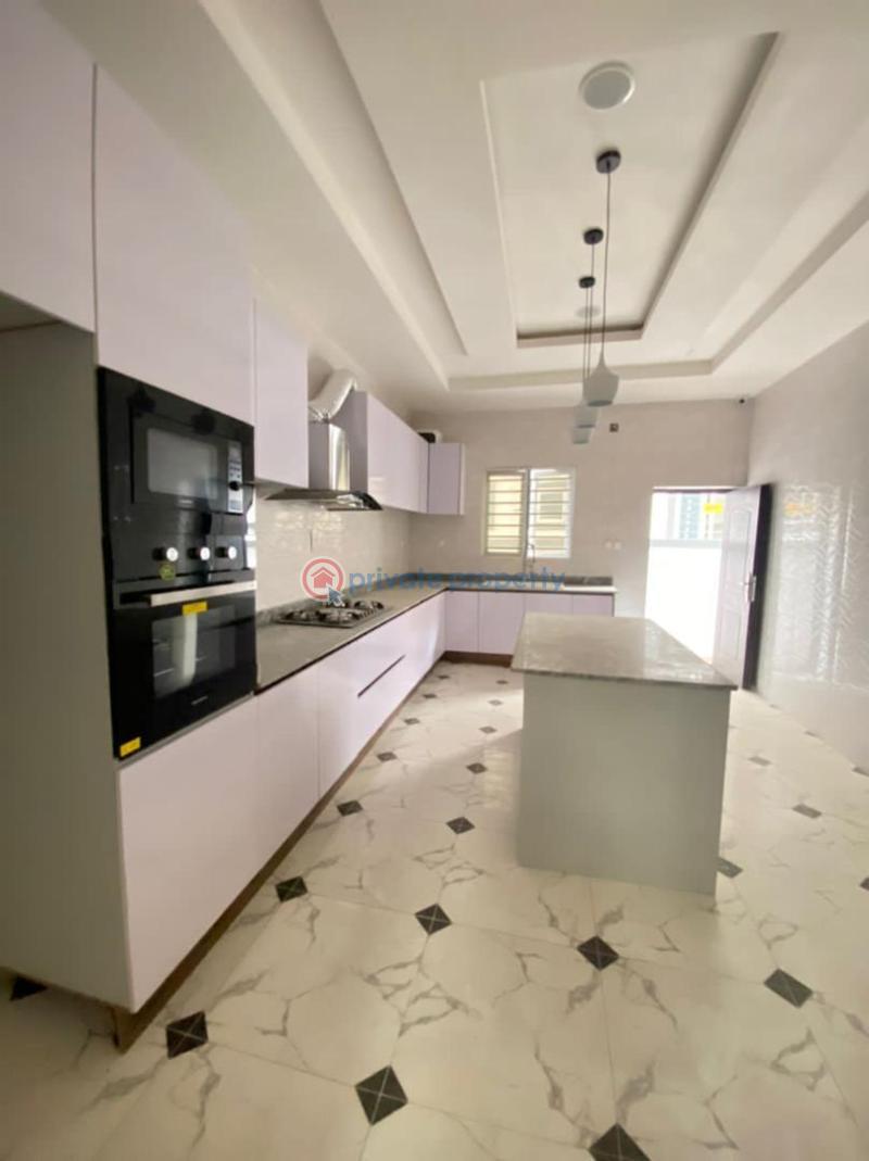 5 bedroom House For Sale Ologolo Lekki Lagos - 6