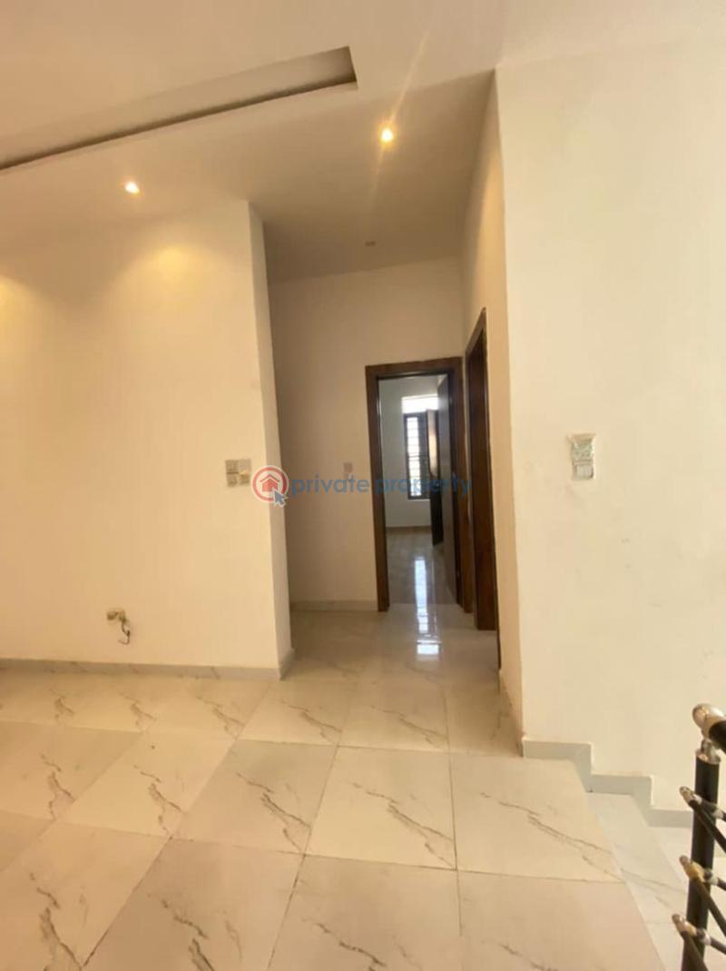 5 bedroom House For Sale Ologolo Lekki Lagos - 6