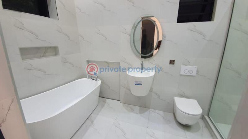 7 bedroom House For Sale Lekki Lagos - 7