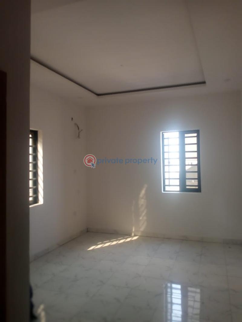 2 bedroom Maisonette For Rent Ologolo Lekki Lagos - 5
