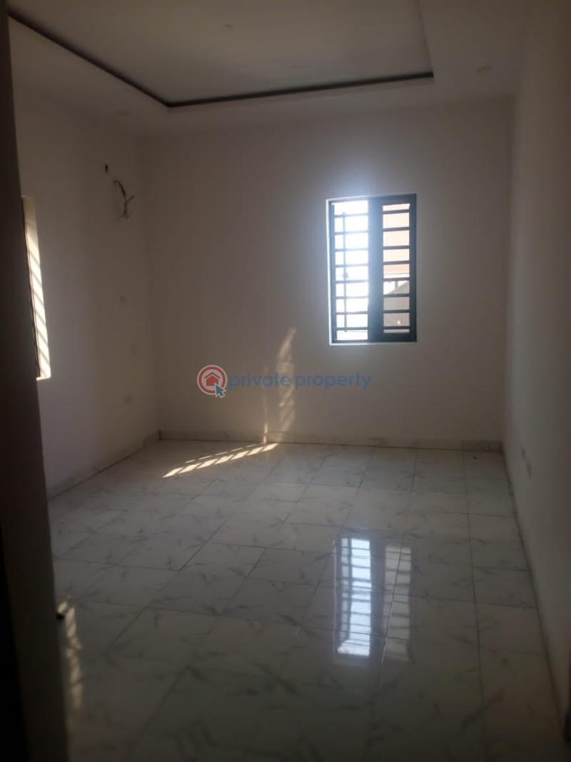2 bedroom Maisonette For Rent Ologolo Lekki Lagos - 3