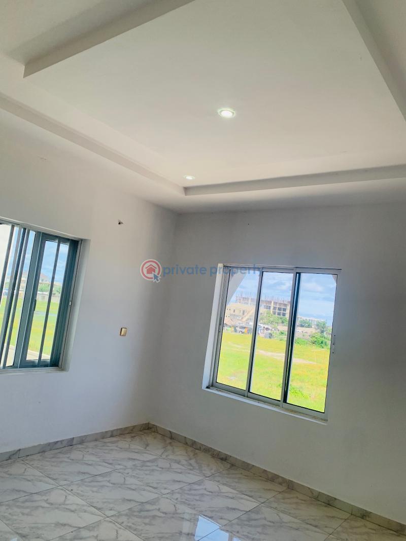 4 bedroom House For Sale 2nd Lekki Toll Gate Lekki Lagos - 11