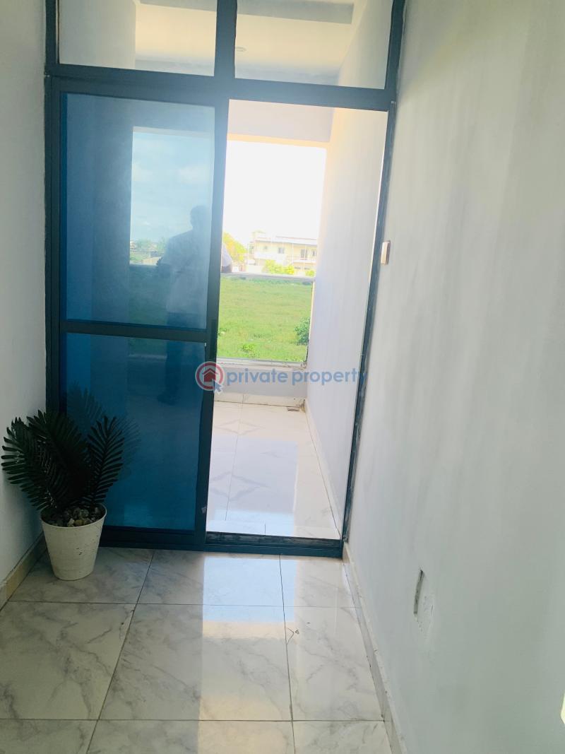 4 bedroom House For Sale 2nd Lekki Toll Gate Lekki Lagos - 12