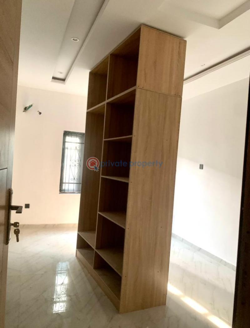 4 bedroom Flat & Apartment For Sale Ikeja GRA Lagos - 11