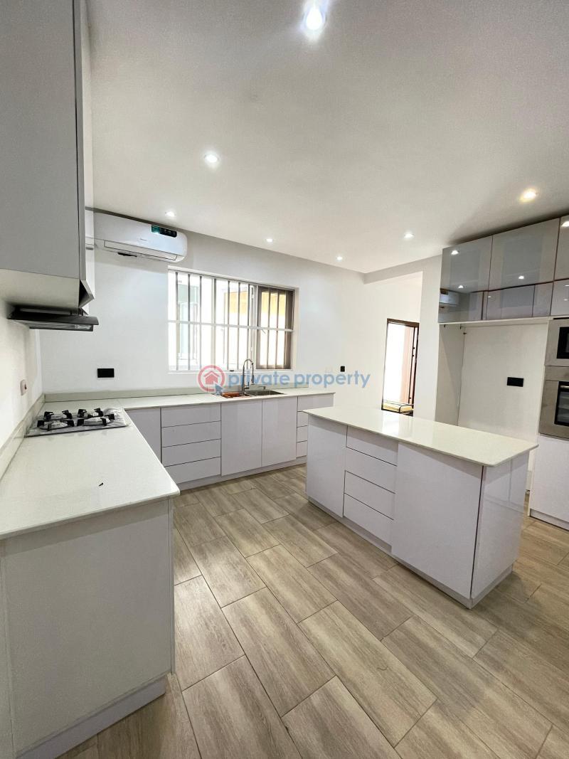 5 bedroom Detached Duplex For Sale Chevron Drive Lekki Lagos - 7