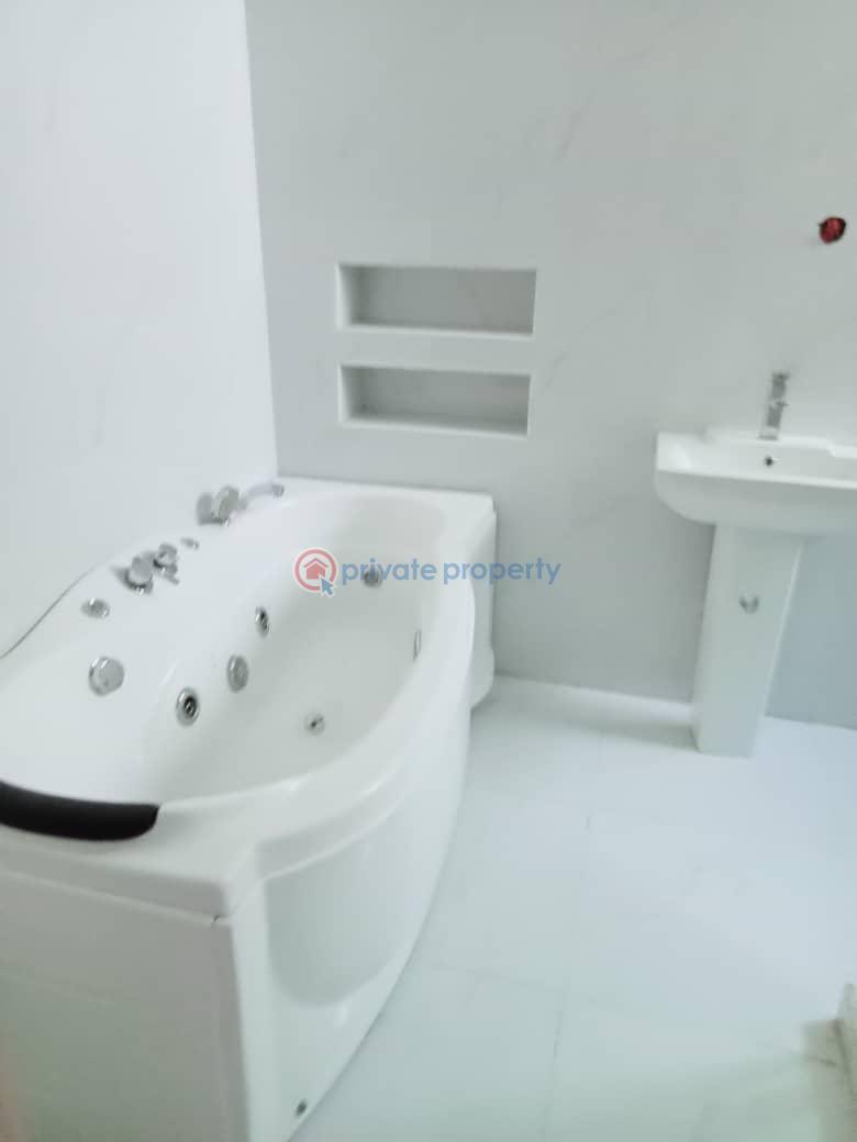 5 bedroom Detached Duplex For Sale Omole Phase 2 Ojodu Lagos - 20