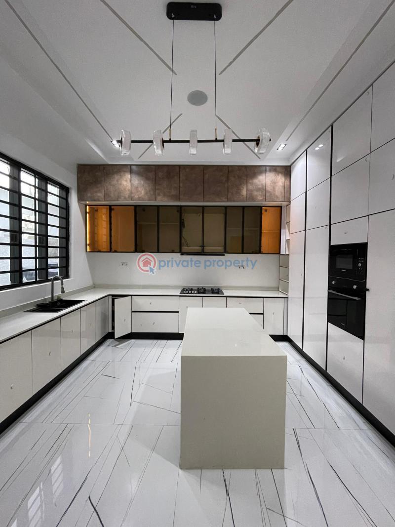 5 bedroom Detached Duplex For Sale Chevron Drive Lekki Lagos - 1