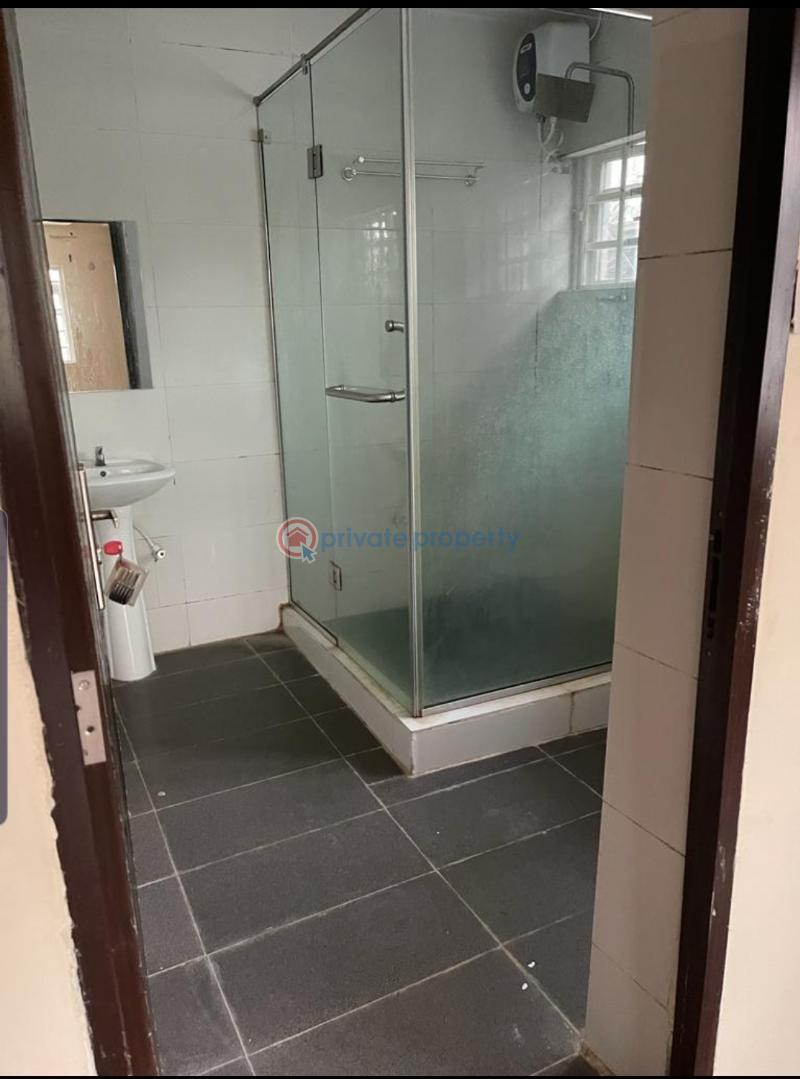 3 bedroom House For Rent Carlton Gate Estate Ibadan Oyo - 3