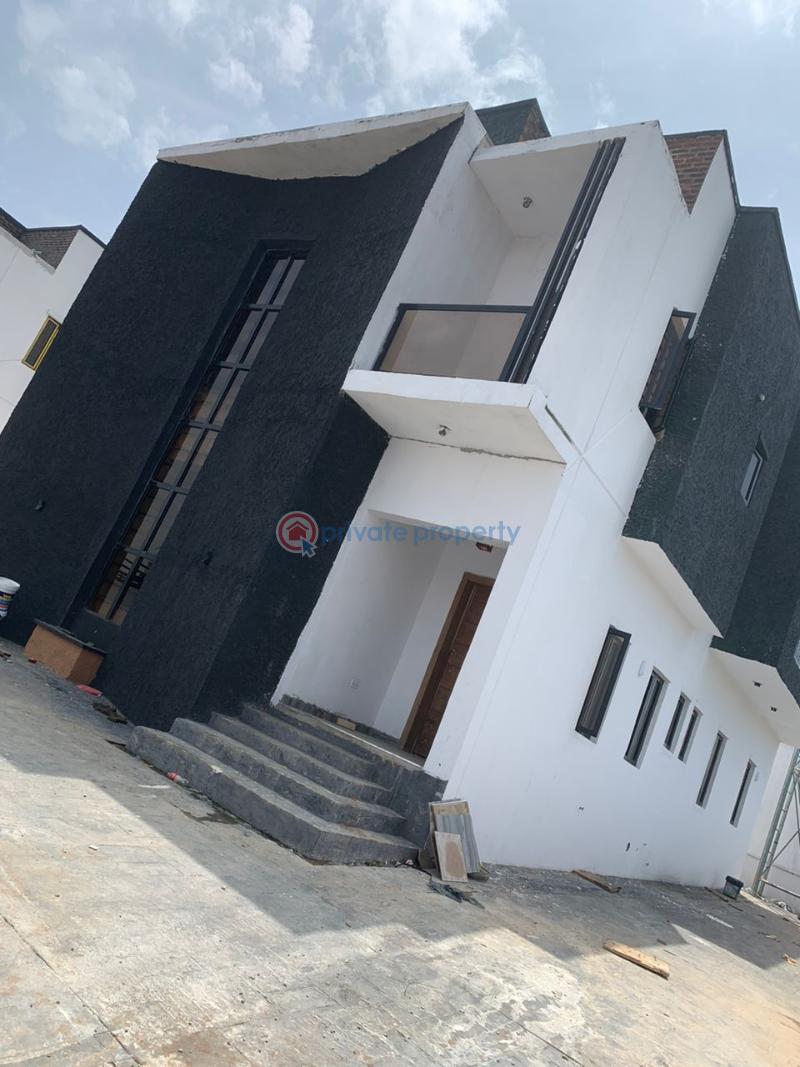 5 bedroom Detached Duplex For Sale Gra (phase I) Alalubosa Ibadan Oyo - 1
