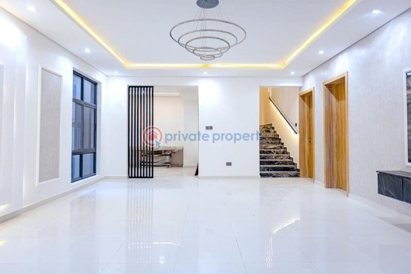 4 bedroom Maisonette For Rent In An Estate Old Ikoyi Lagos - 1