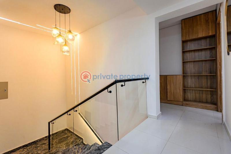 4 bedroom Maisonette For Rent In An Estate Old Ikoyi Lagos - 3