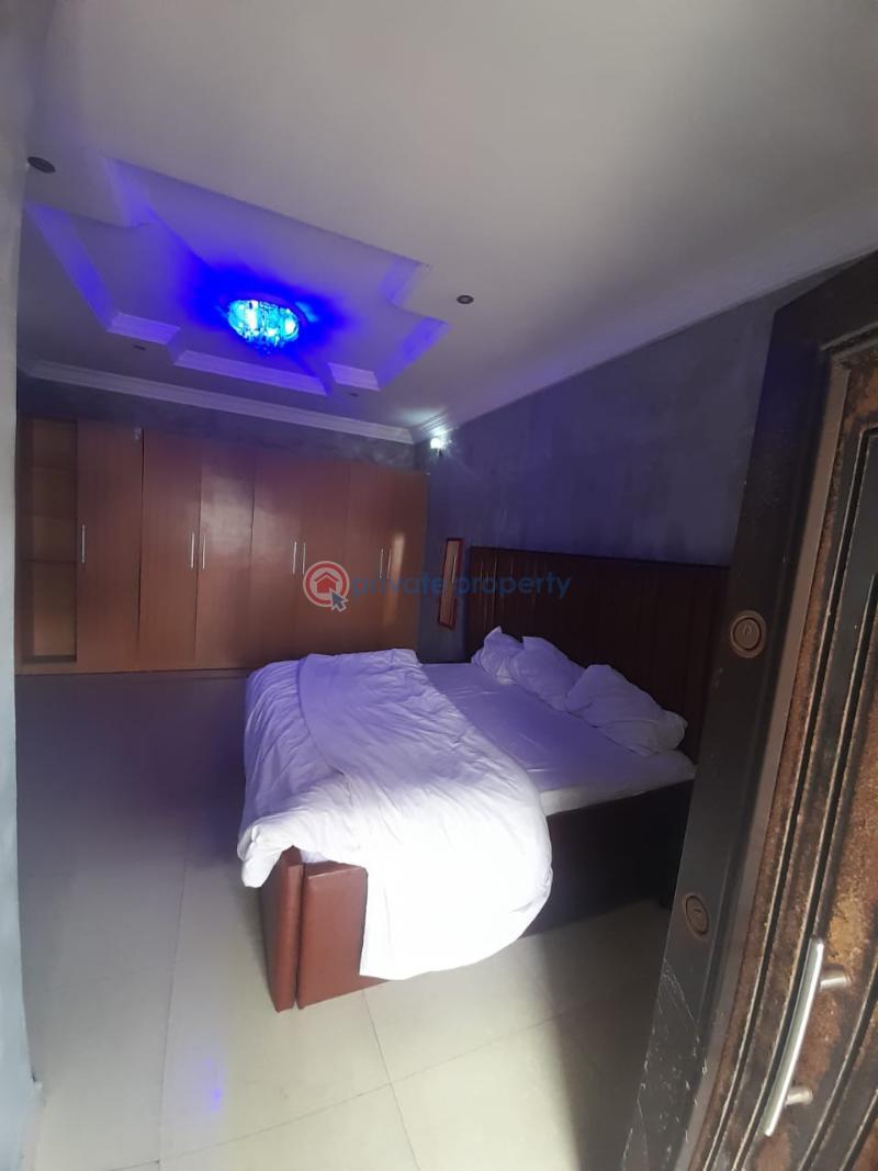 1 bedroom Shared Apartment For Rent Osapa London Lekki Lagos - 4