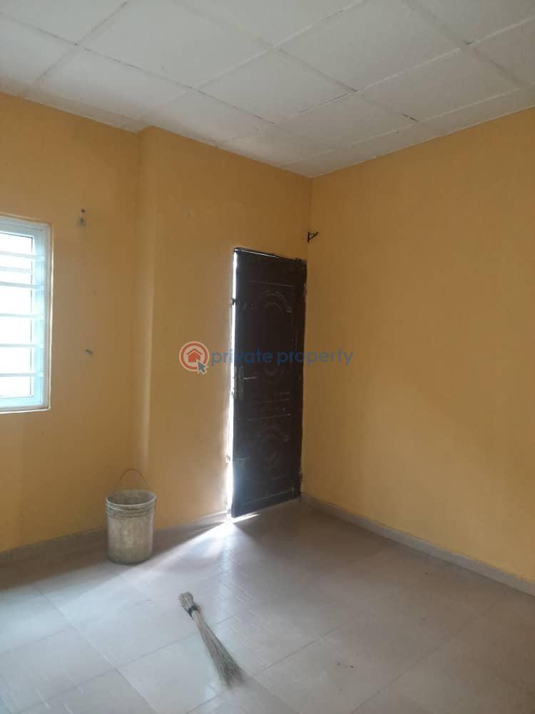 1 bedroom Flat & Apartment For Rent Magboro Ogun Ogun area  - 5