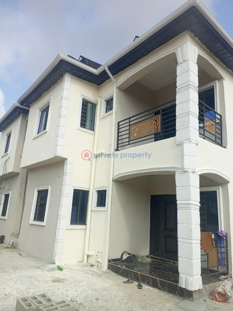 2 bedroom Flat & Apartment For Rent Ilepo Orioke Ejigbo Isolo Ejigbo Lagos - 1