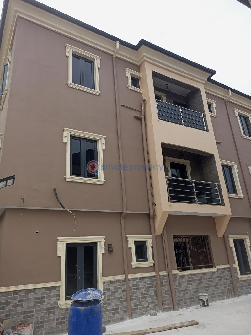 2 bedroom Flat & Apartment For Rent Tijani Salako Bucknor Estate Isolo Lagos - 11