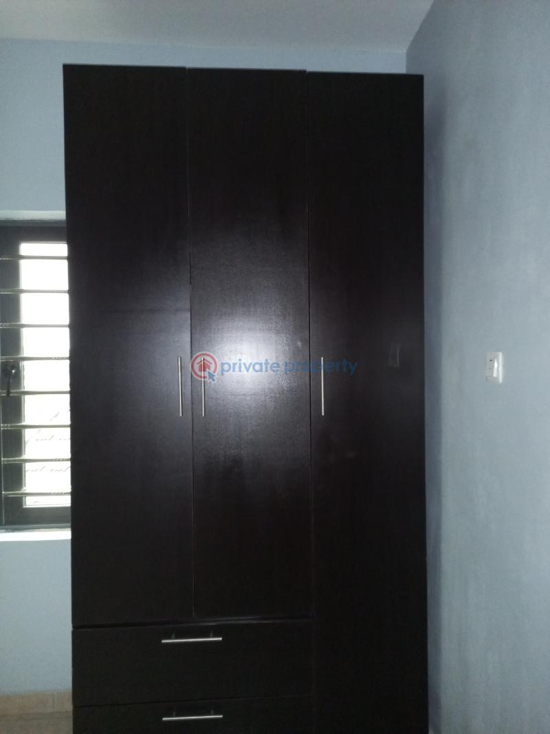 2 bedroom Block Of Flats For Rent Duduyemi Bucknor Estate. Jakande Axis. Bucknor Estate Isolo Lagos - 3