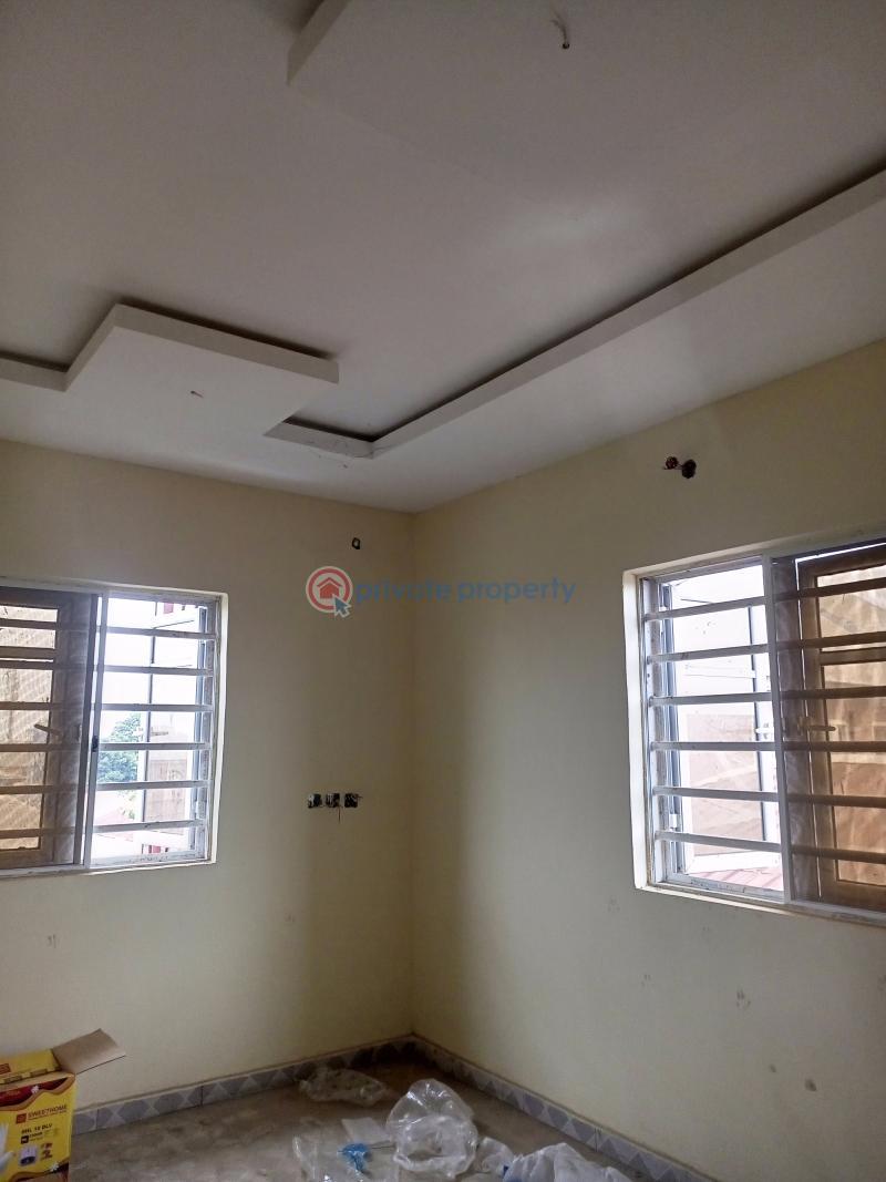 2 bedroom Flat & Apartment For Rent Bucknor Estate Isolo Lagos - 6