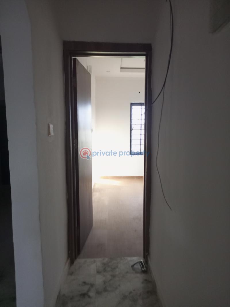 2 bedroom Flat & Apartment For Rent Divine Avenue Bucknor Estate Isolo Lagos - 12