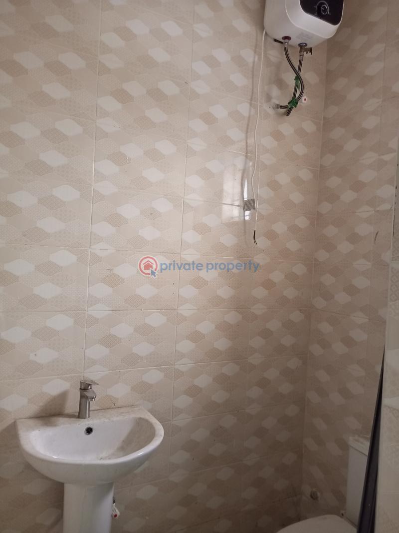2 bedroom Flat & Apartment For Rent Asorock Bucknor Estate. Isolo Lagos - 9