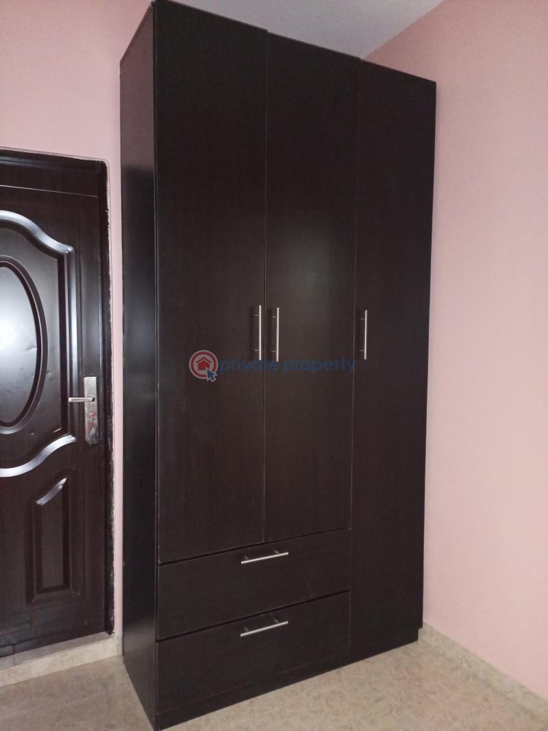 2 bedroom Block Of Flats For Rent Duduyemi Bucknor Estate. Jakande Axis. Bucknor Estate Isolo Lagos - 5