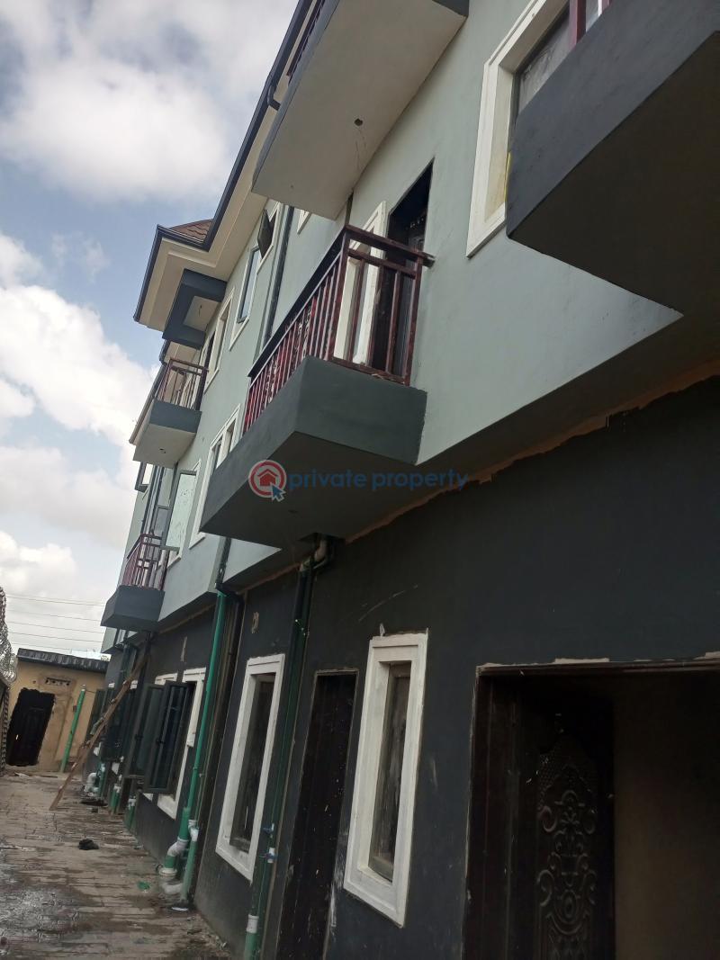 2 bedroom Flat & Apartment For Rent Agodo Cele Egbe Egbe/Idimu Lagos - 0