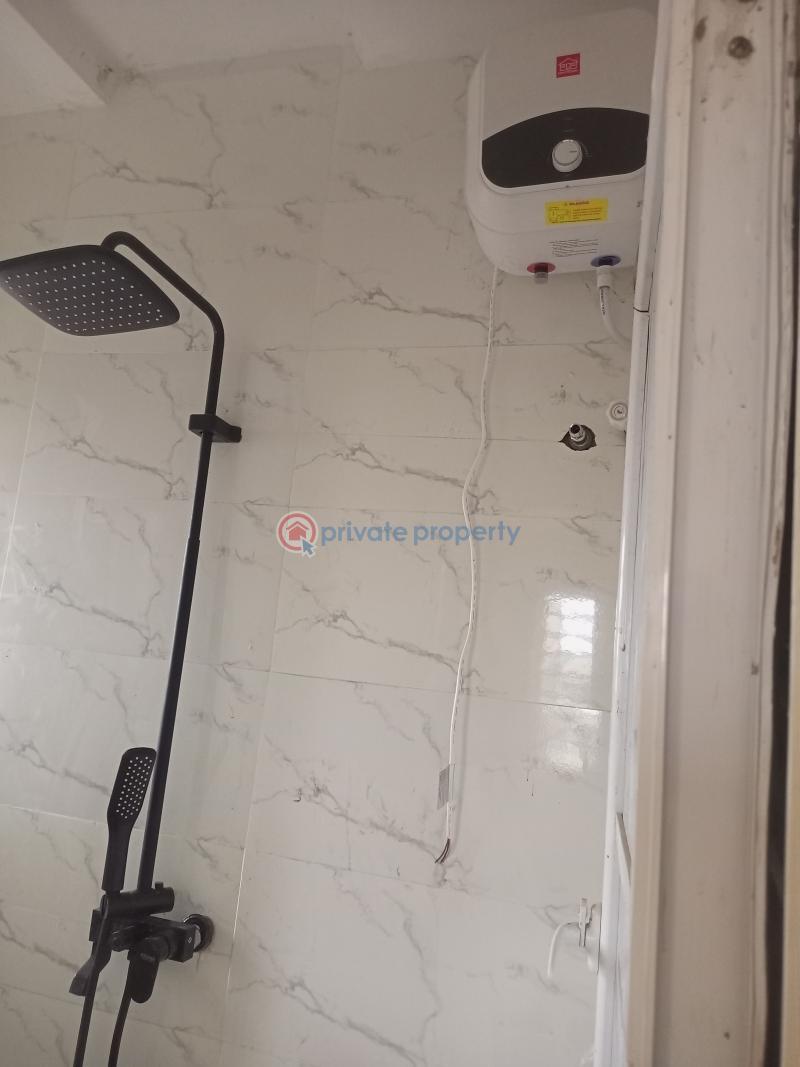 2 bedroom Flat & Apartment For Rent Bucknor Estate Isolo Lagos - 5