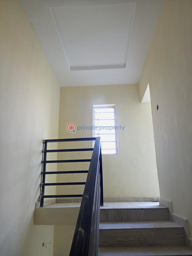 2 bedroom Flat & Apartment For Rent Bucknor Estate Isolo Lagos - 20