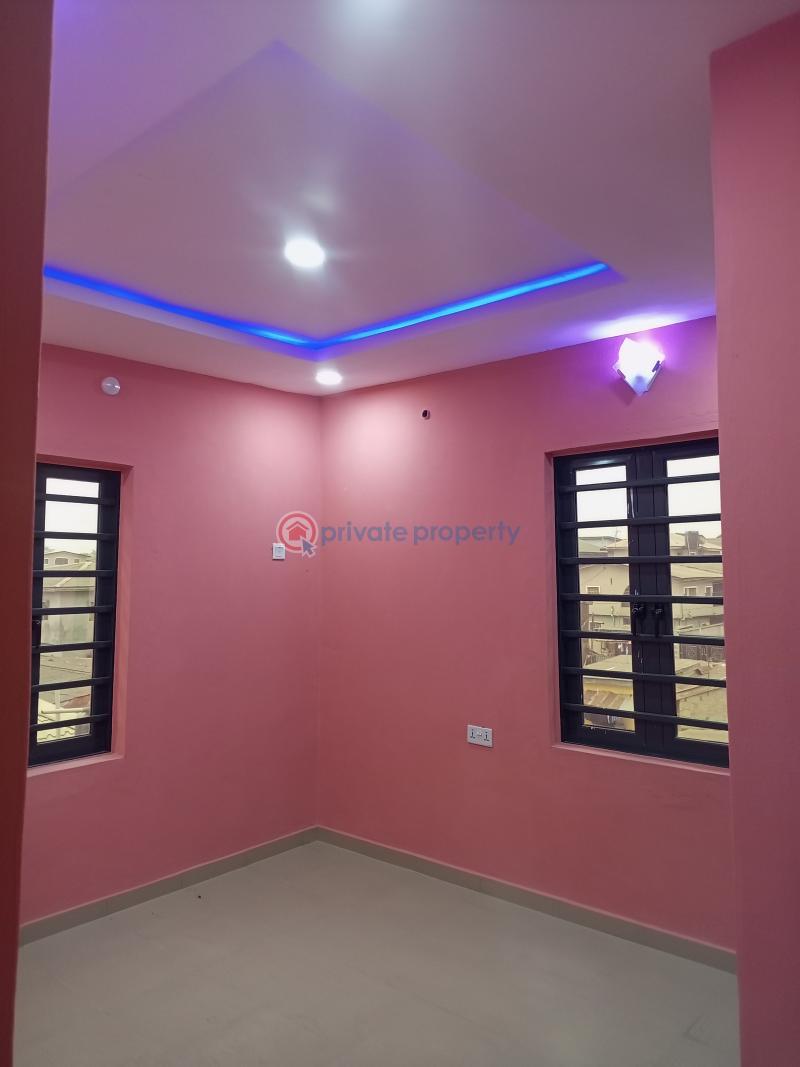 2 bedroom Flat & Apartment For Rent Tijani Salako Bucknor Estate Isolo Lagos - 19